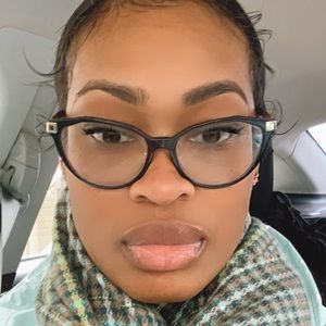 Meet your Posher, Takiyah